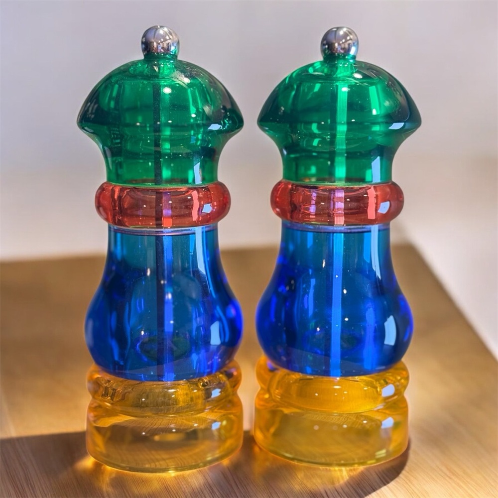 Salt & Pepper Shakers